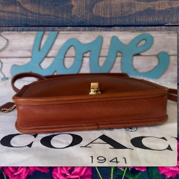 VINTAGE COACH BRITISH TAN CROSSBODY PENNY BAG  9755 - Picture 7 of 17